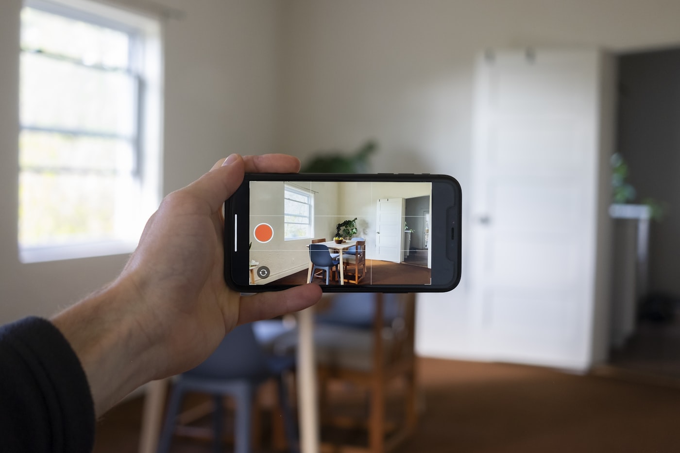 Capturing a room of furniture on a phone